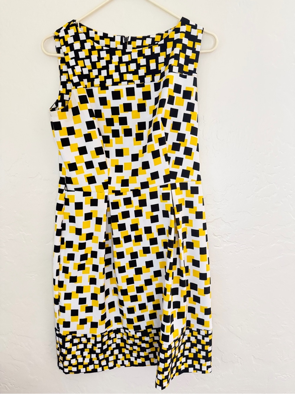 Ronni Nicole Black, White & Yellow Geometric Print Blouse